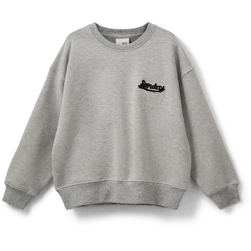 Practical Chic Wear Affordable Outfits Sofie Schnoor Grey Melange Sweatshirt