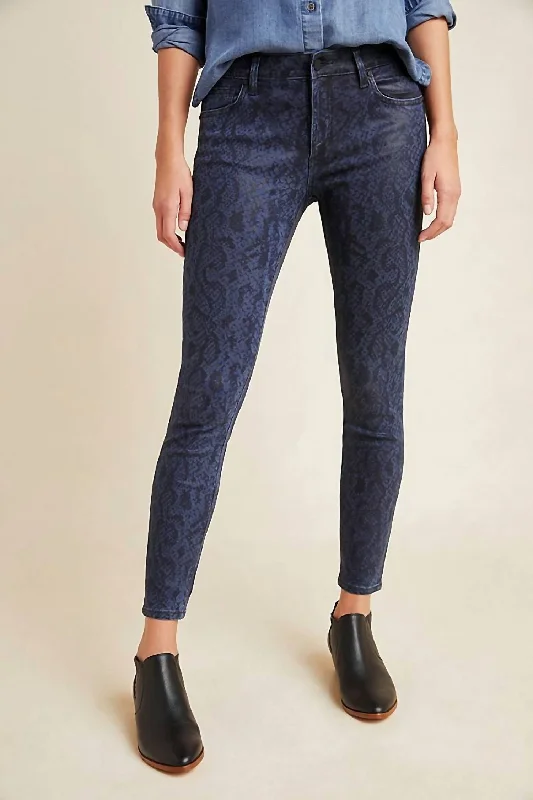 Cozy Looks Simple Comfort Style The Charlie High Rise Coated Snake Print Skinny Jeans In Navy Blue Cozy Looks Simple Comfort Style The Charlie High Rise Coated Snake Print Skinny Jeans In Navy Blue