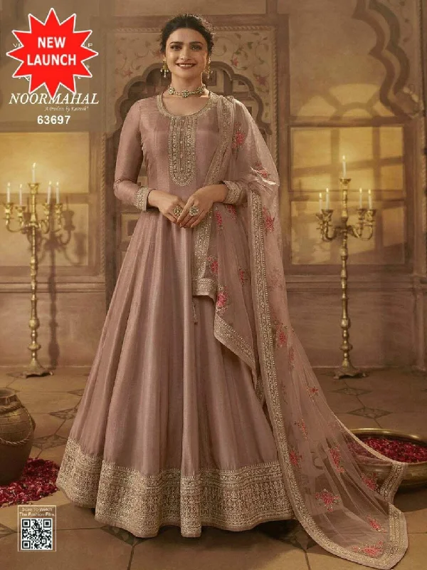 63697 Heavy Dola Silk Hit Designer Suit