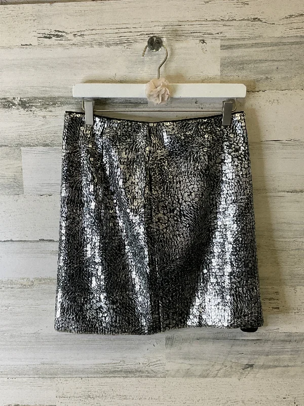 Trendy Easywear Fashionable Comfort Skirt Midi By Clothes Mentor In Silver, Size: S