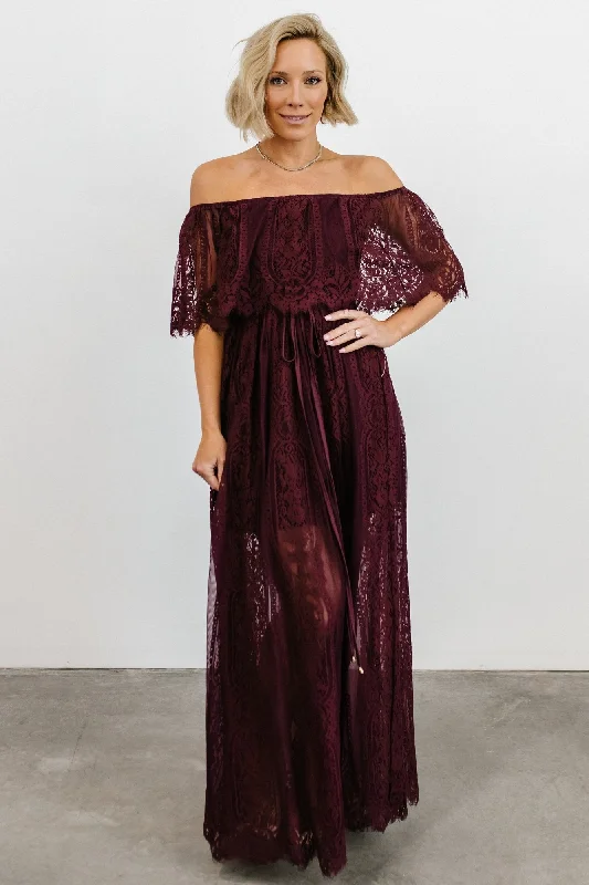 Practical Chic Wear Warm Style Caroline Lace Maxi Dress | Mulberry