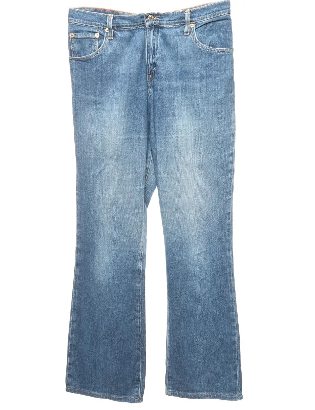 Soft Layering Wear Simple Comfort Look Boot Cut Levi's Jeans - W33 L31