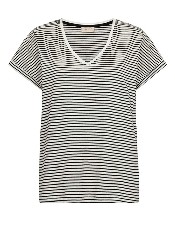 Effortless Chic Style Cozy Textures Freequent Mian Stripe V-Neck T-Shirt, Off White & Black Effortless Chic Style Cozy Textures Freequent Mian Stripe V-Neck T-Shirt, Off White & Black