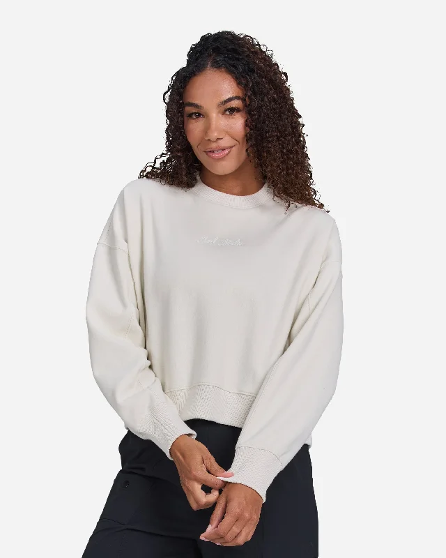 Comfortable Vibes Cozy Essentials Script Fleece Crewneck