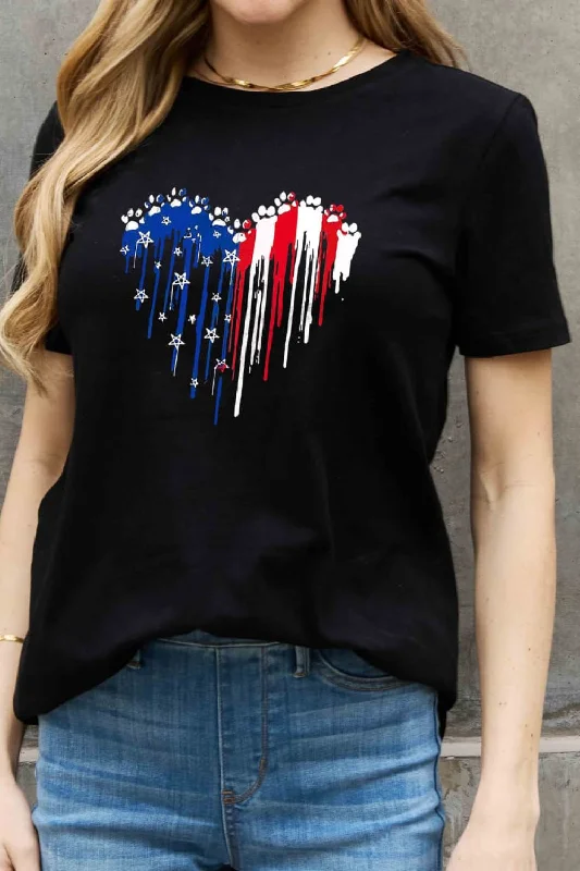 Chic Layering Fashionable Comfortwear Simply Love Full Size Star Heart Graphic Cotton Tee Chic Layering Fashionable Comfortwear Simply Love Full Size Star Heart Graphic Cotton Tee
