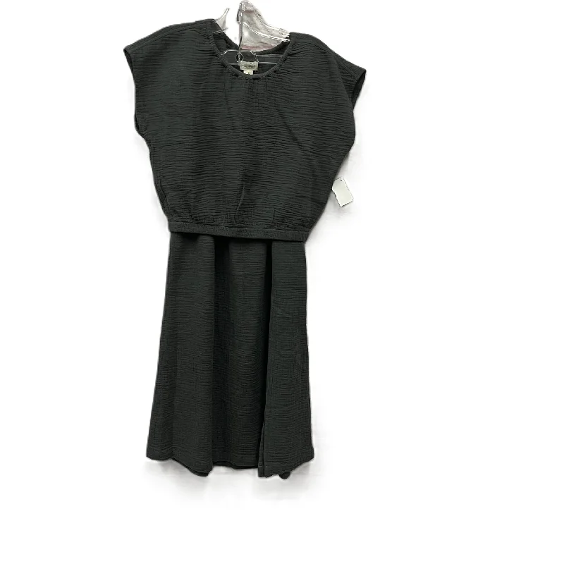 Warm and Soft Textiles Chic and Cozy Skirt Set 2pc By UpWest  In Grey, Size: S