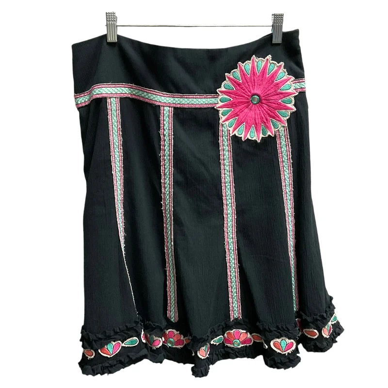 Chic Comfort Pieces Warm Layers Skirt Mini & Short By Nanette Lepore In Black, Size: 12 Chic Comfort Pieces Warm Layers Skirt Mini & Short By Nanette Lepore In Black, Size: 12