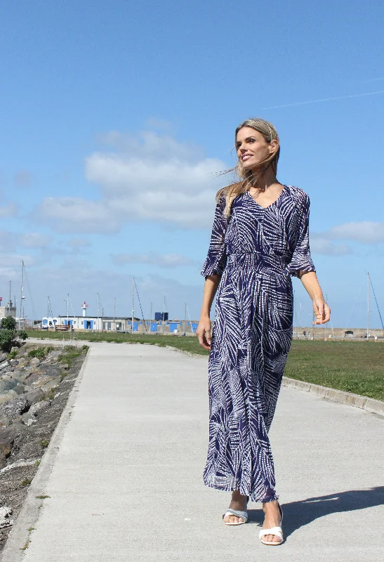 Casual Layers Relaxed Outfits Palm Print Maxi Dress