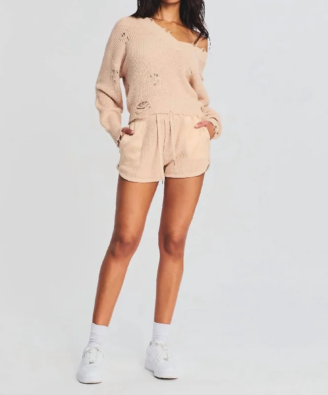 Comfortable Textiles Relaxed Wardrobe Uma Short In Cappucino