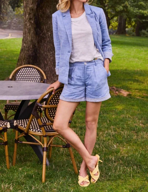 Simple Wear Fits Effortless Style Sorrento Double Weave Cuffed Short In Chambray Stripe