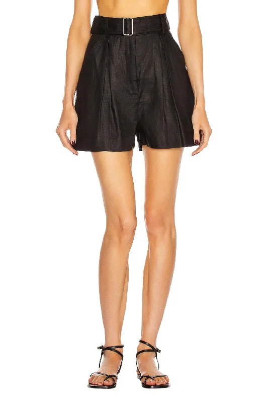 Comfy Pieces Stylish Essentials Pleated Short In Black