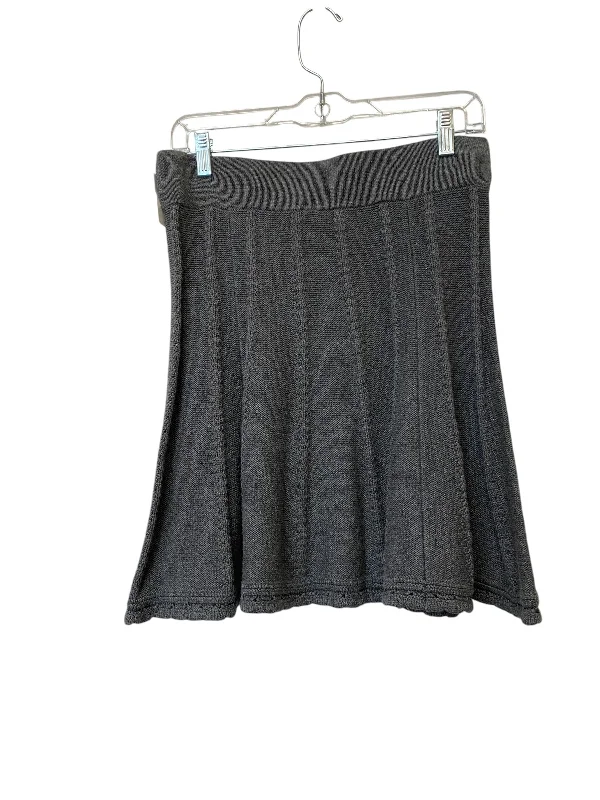 Soft Layers Clothing Practical Comfort Skirt Midi By Cabi In Grey, Size: S