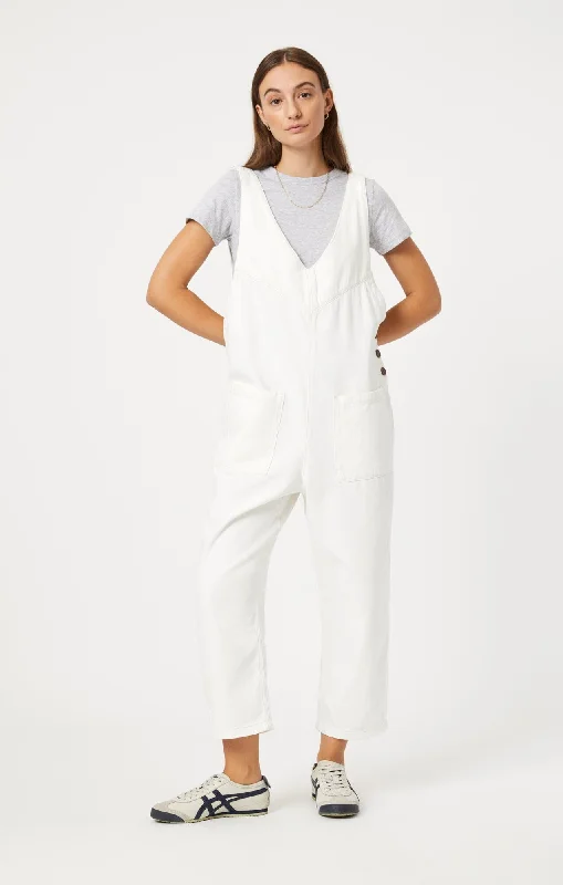 Relaxed Street Styles Affordable Outfits MYRA ROMPER IN OFF WHITE WELL BLUE