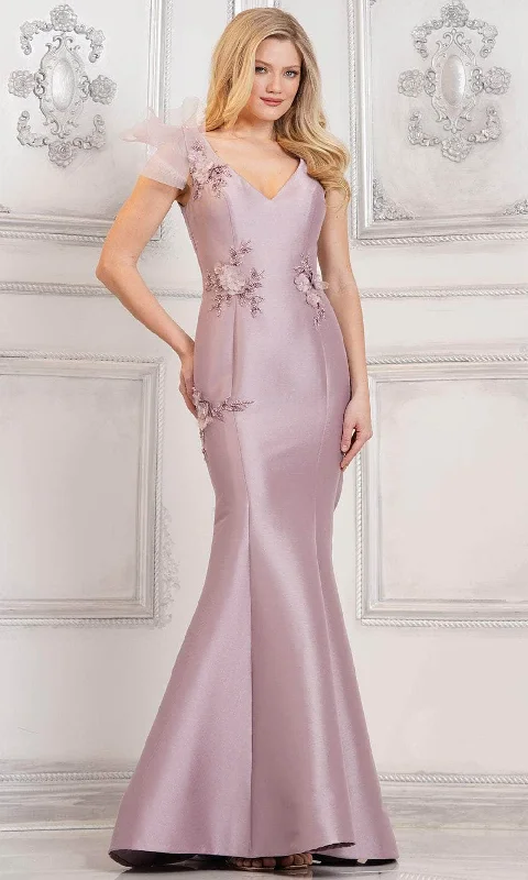Cozy Day Outfits Chic Wear Marsoni by Colors MV1309 - Floral Appliqued Mermaid Formal Gown Cozy Day Outfits Chic Wear Marsoni by Colors MV1309 - Floral Appliqued Mermaid Formal Gown