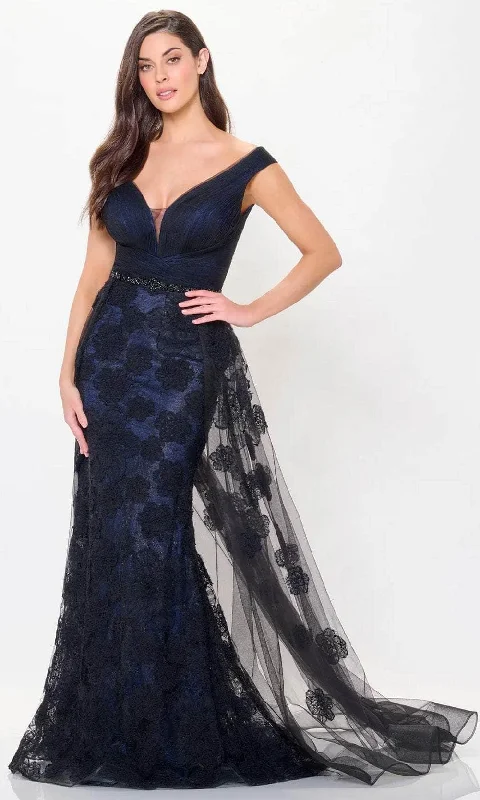 Casual Trend Pieces Casual Layers Montage by Mon Cheri M909 - V-Neck Mermaid Evening Dress Casual Trend Pieces Casual Layers Montage by Mon Cheri M909 - V-Neck Mermaid Evening Dress