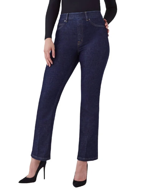 Cozy Everyday Outfits Smart Comfort Kick Flare Jeans In Raw Indigo