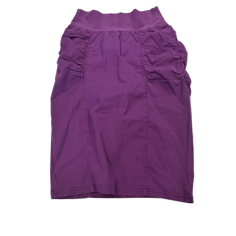 Relaxed Fit Choices Effortless Style Skirt Midi By Clothes Mentor In Purple, Size: S Relaxed Fit Choices Effortless Style Skirt Midi By Clothes Mentor In Purple, Size: S