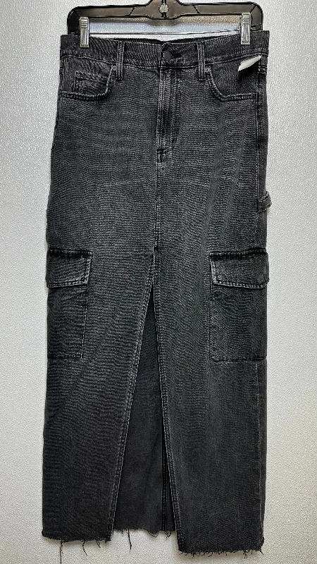 Cozy Everyday Wardrobe Modern Comfort THE 90S MAXI CARGO JEAN SKIRT By Aritiza - Denim Forum In Denim Grey, Size: 0 Cozy Everyday Wardrobe Modern Comfort THE 90S MAXI CARGO JEAN SKIRT By Aritiza - Denim Forum In Denim Grey, Size: 0
