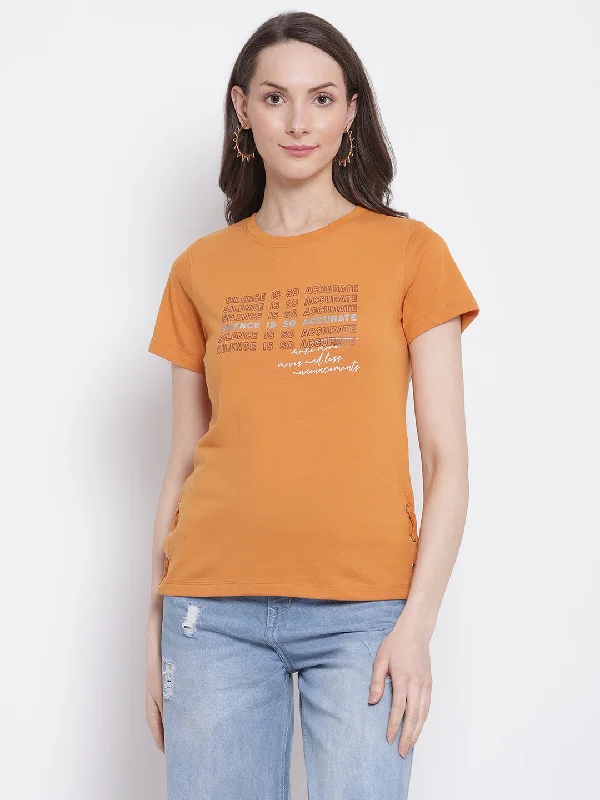Modern Cozy Looks Warm Layers Women's Casual Regular Short Sleeve Mustard Round neck Typographic Print T-Shirt Modern Cozy Looks Warm Layers Women's Casual Regular Short Sleeve Mustard Round neck Typographic Print T-Shirt