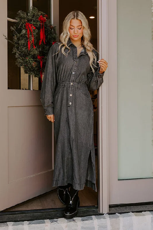 Practical Wear Pieces Comfy Wear City Chic Denim Midi in Vintage Black