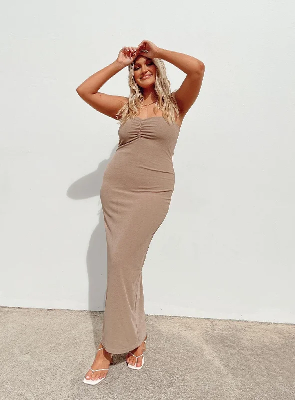 Comfy Fashion Trends Warm Layers Charm Strapless Maxi Dress Brown