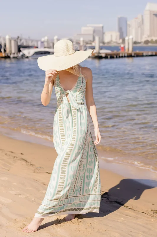Soft and Casual Looks Affordable Outfits Kili Sleeveless Back Tie Abstract Print Maxi Dress Green Soft and Casual Looks Affordable Outfits Kili Sleeveless Back Tie Abstract Print Maxi Dress Green