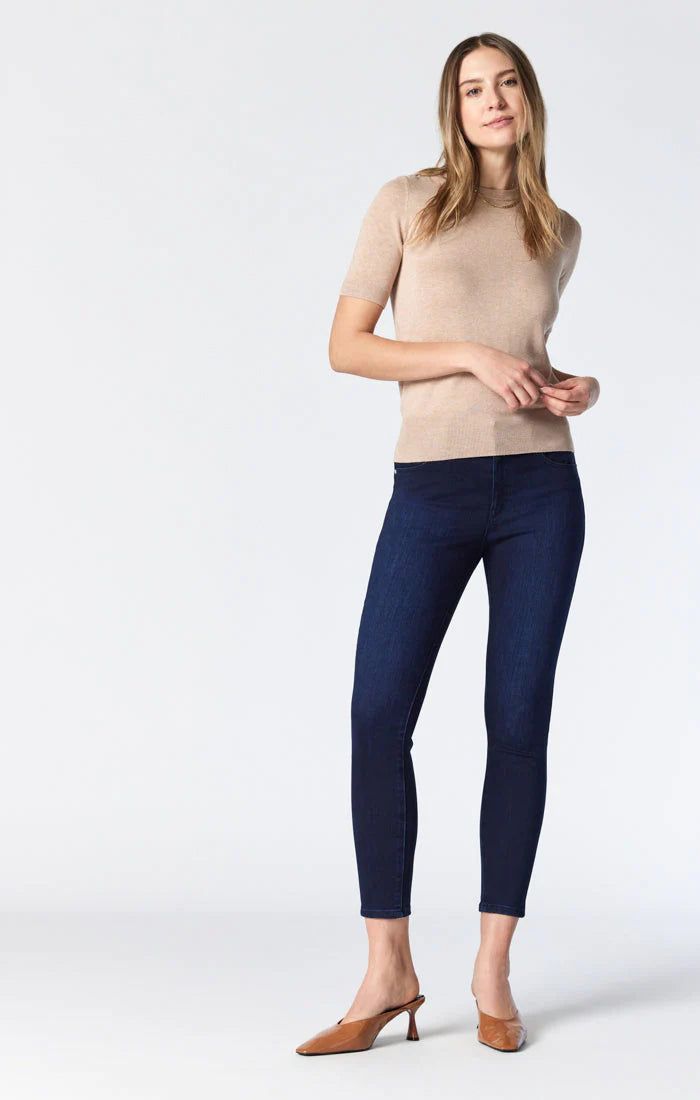 Cozy Everyday Wardrobe Simple Comfort Style Mavi Tess High Rise Jeans Dark Ink Supersoft Chic