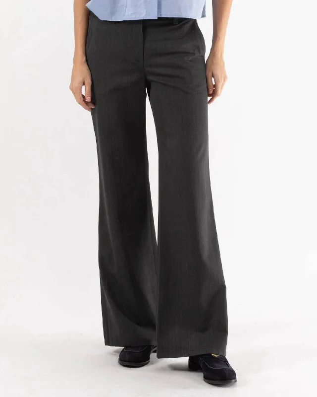Cozy and Fashionable Simple Comfort Look Howard Pant In Dark Charcoal Grey