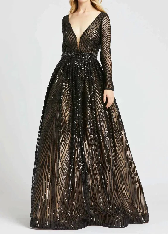Cozy and Fashionable Relaxed Outfits Sequin Gown In Black/nude