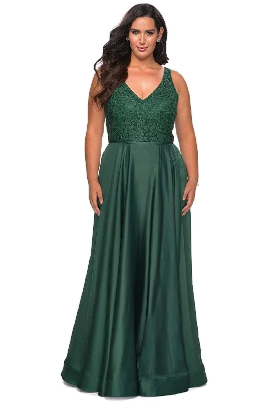 Chic Layering Comfy Wear La Femme - 29004 Lace High Slit Plus Size Prom Gown